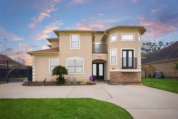 8606 Argentina St, Jersey Village, TX 77040