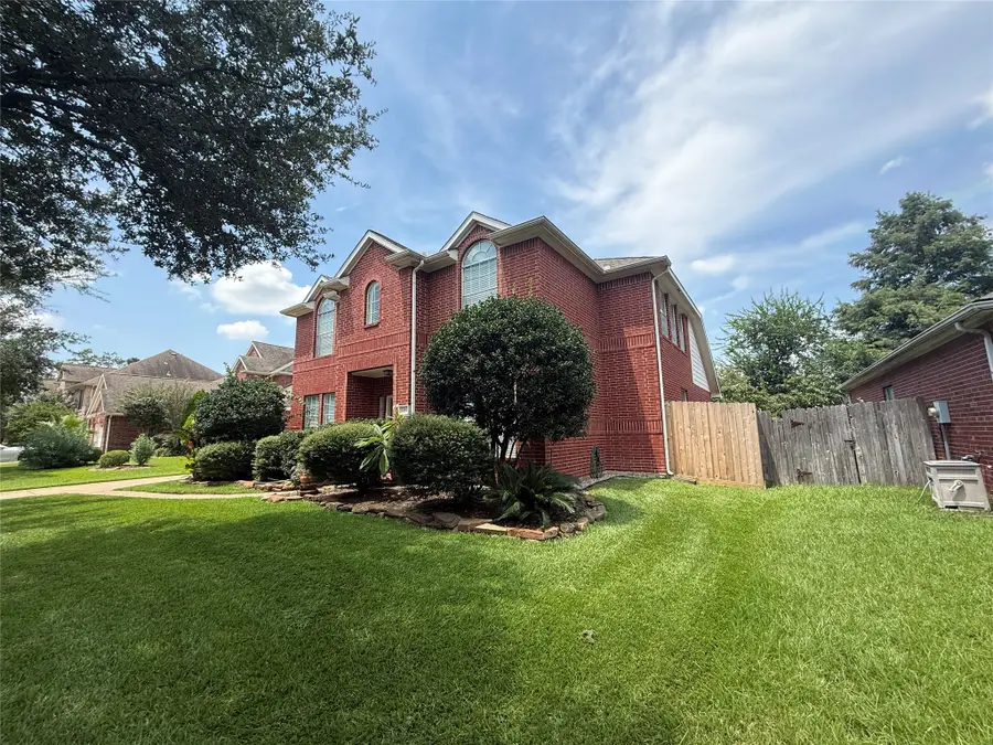 9102 Memorial Hills Drive, Spring, TX 77379 - Image #2
