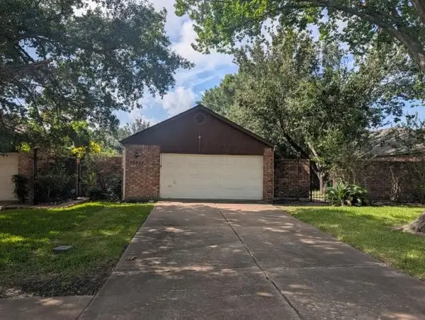 13007 Stancliff Oaks Street, Sugar Land, TX 77478