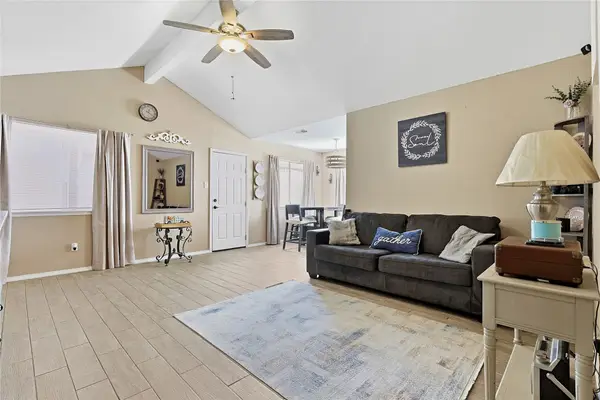 13142 Crystal Cove Drive, Houston, TX 77044