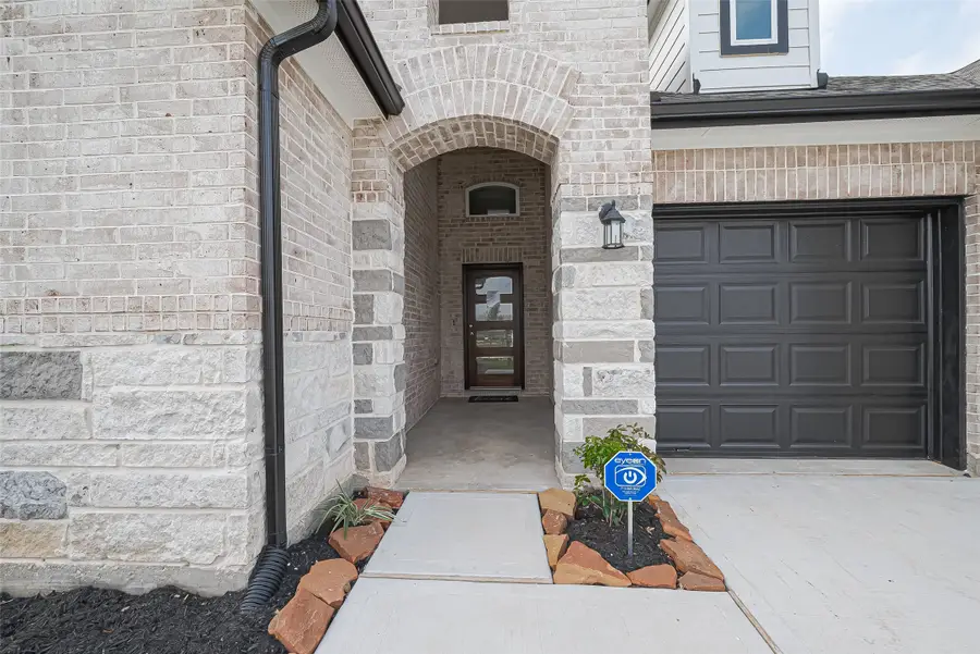 1322 Austin Colony Drive, Angleton, TX 77515 - #3