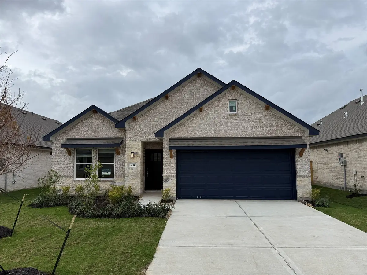 3130 Emerald Hills Drive, Angleton, TX 77515 - Image #1