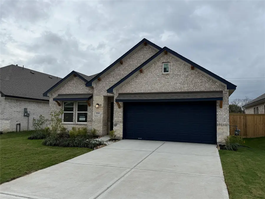3130 Emerald Hills Drive, Angleton, TX 77515 - Image #3