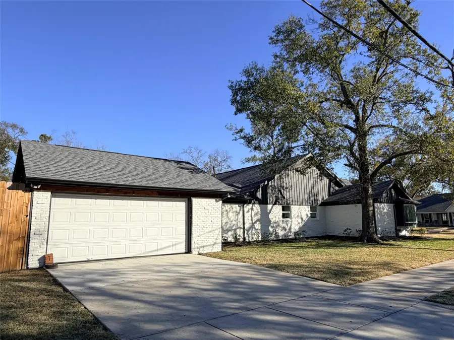 8018 Highmeadow Drive, Houston, TX 77063 - Image #3