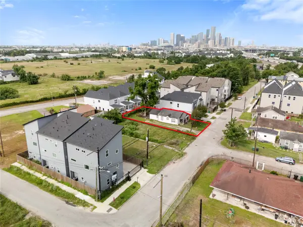 4110 Buck St Street, Houston, TX 77020