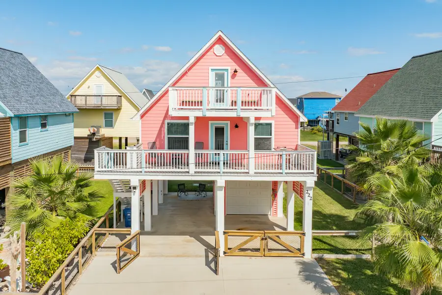 222 Sea Oats Drive, Surfside Beach, TX 77541 - Image #2