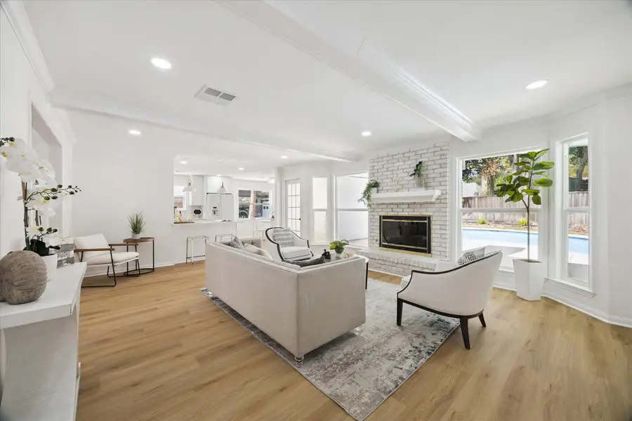 5506 Three Oaks Circle, Houston, TX 77069 - Image #2