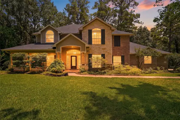 8766 Skyline Lane, Conroe, TX 77302