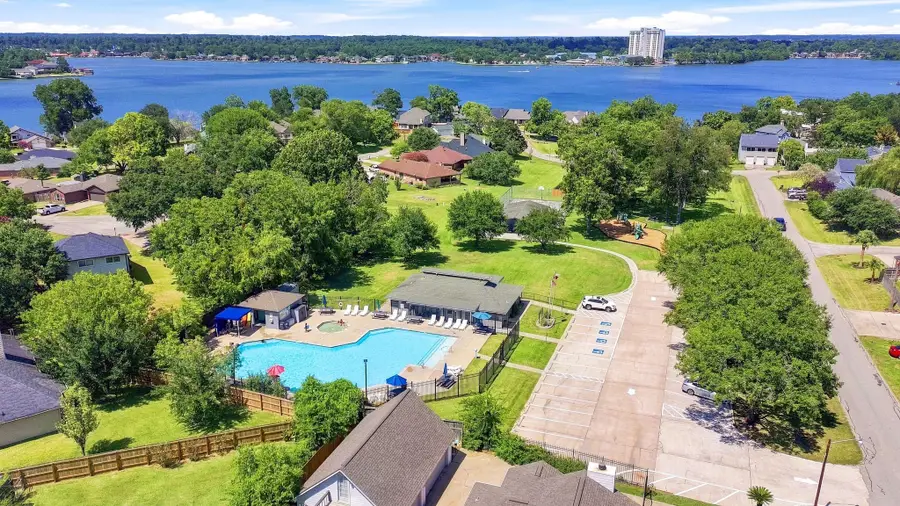 10707 Hillside Drive, Montgomery, TX 77356 - #2