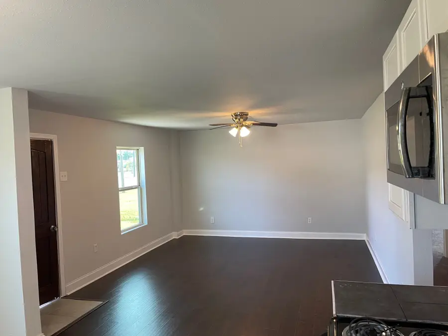 2213 Western Avenue, Orange, TX 77630 - Image #3