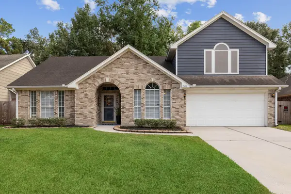 2106 Lexington Woods Drive, Spring, TX 77373