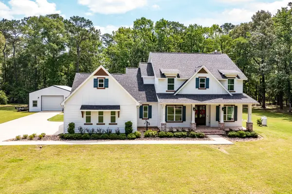 27284 Fairway Crossings Drive, Huffman, TX 77336