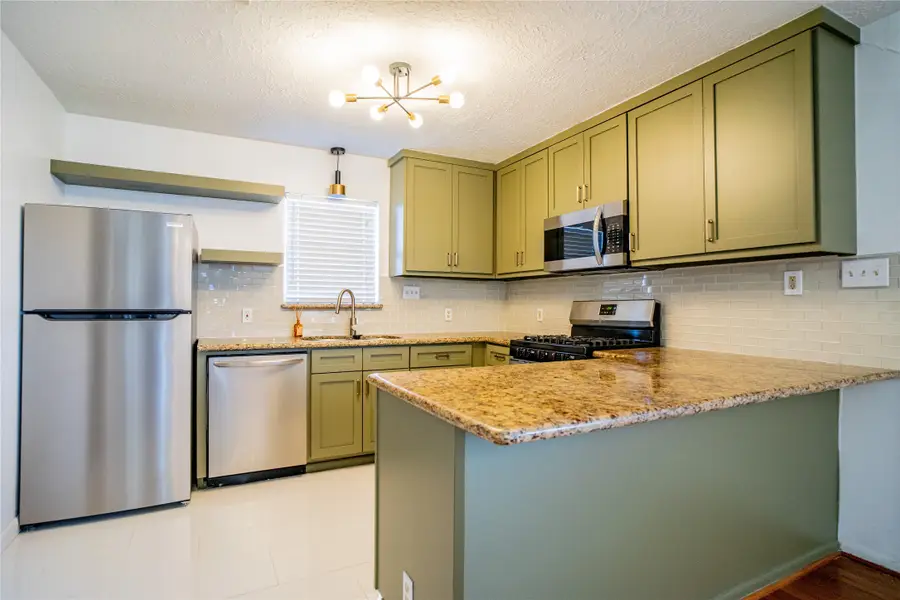 1737 Airline Drive, Houston, TX 77009 - Image #3