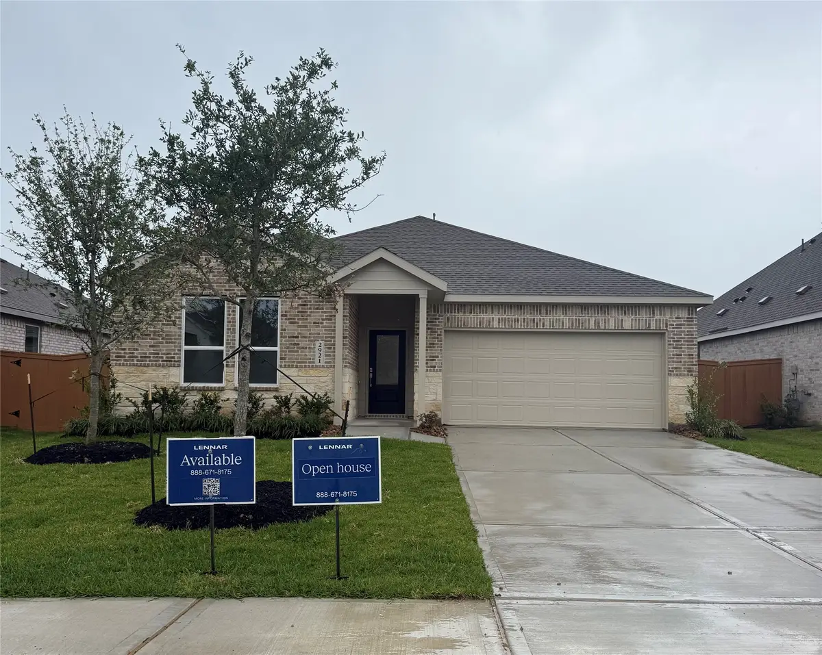 2921 Mariner Island Drive, Texas City, TX 77568 - #1