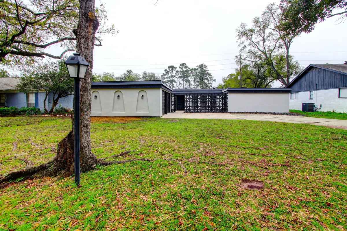 207 Shannondale Lane, Spring, TX 77388 - #1