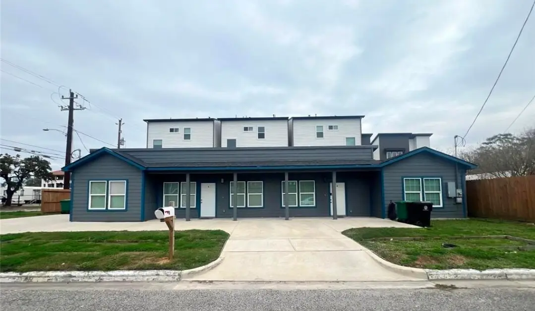 3221 Ennis Street, Houston, TX 77004 - #1
