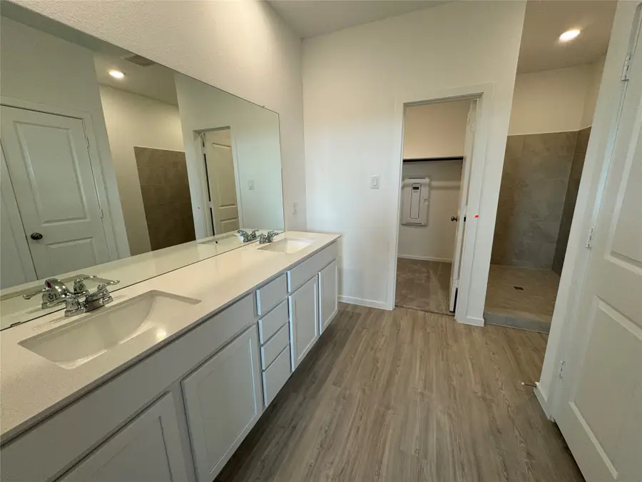 5606 Pinfish Drive, Baytown, TX 77521 - Image #2