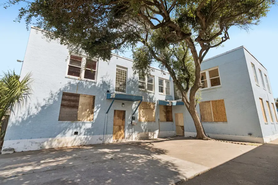 3609 Avenue S 1/2, Galveston, TX 77550 - Image #2