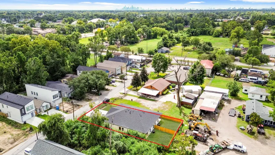 7817 Beckley Street #A/B, Houston, TX 77088 - Image #3