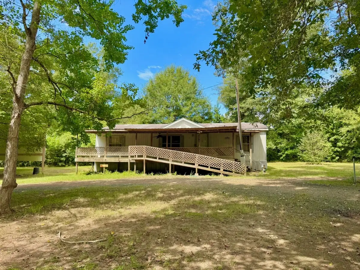 127 County Road 4109, Bronson, TX 75930 - Image #1