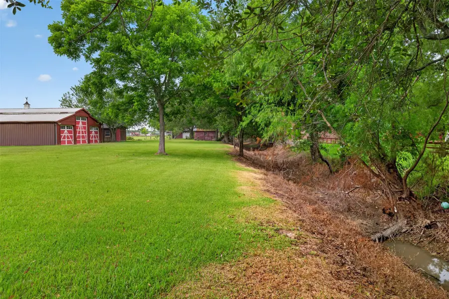 113 Dugat Rd, Winnie, TX 77665 - #3