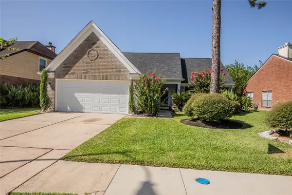 1631 Ridgebriar Drive, Houston, TX 77014