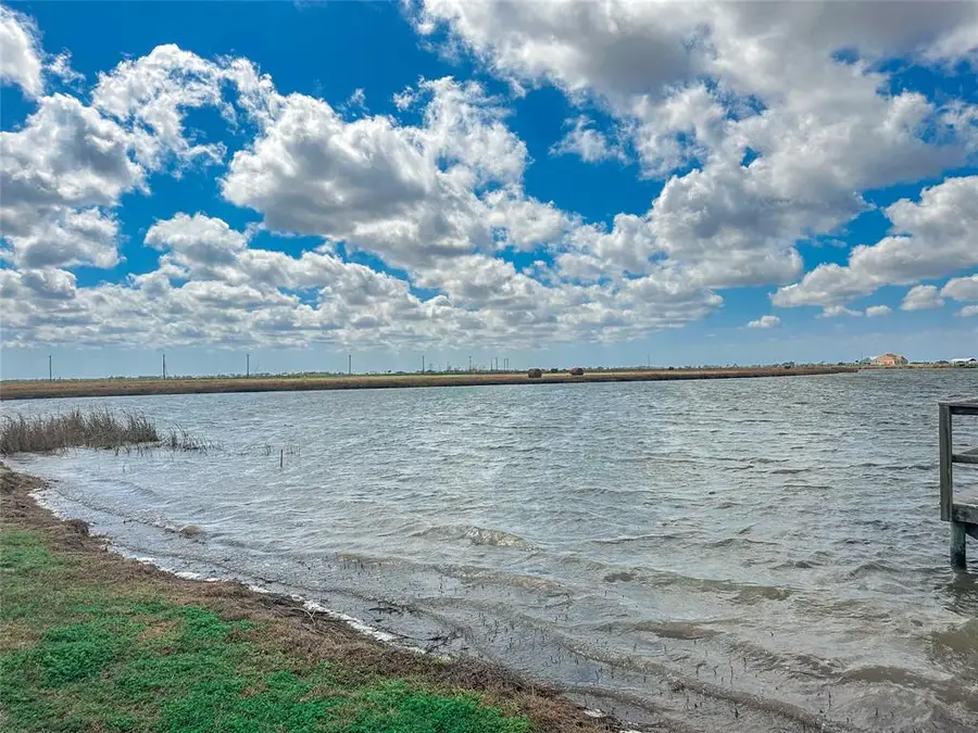 113 Sand Swept Point, Port Lavaca, TX 77979 - Image #3