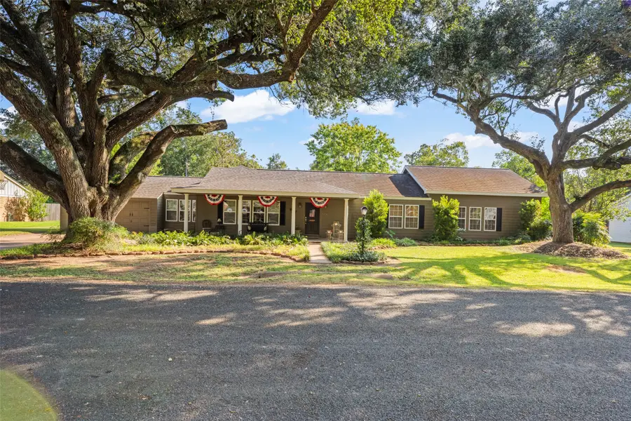 815 Merry Lane, Wharton, TX 77488 - Image #2