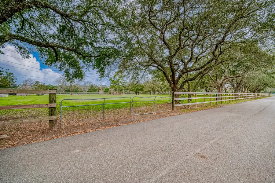 12122 Zion Road, Tomball, TX 77375 - Image #2