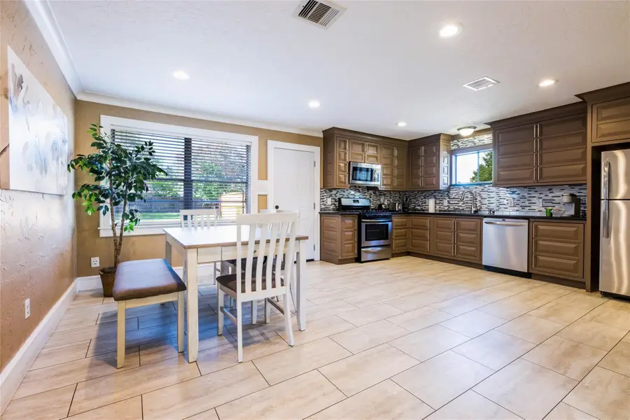 845 Holly Ridge Drive, Houston, TX 77024 - #2