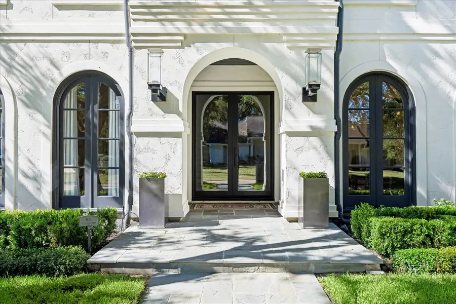1020 River Glynn Drive, Houston, TX 77063 - #2