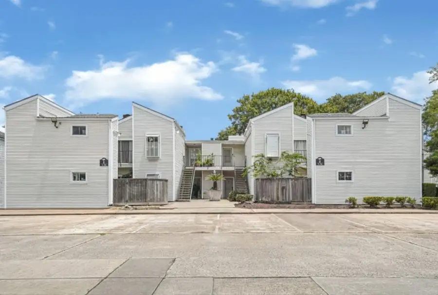 9809 Richmond Avenue #E8, Houston, TX 77042 - Image #2
