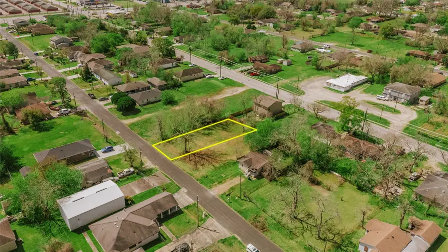 205 S Cobb Street, Texas City, TX 77591 - Image #3