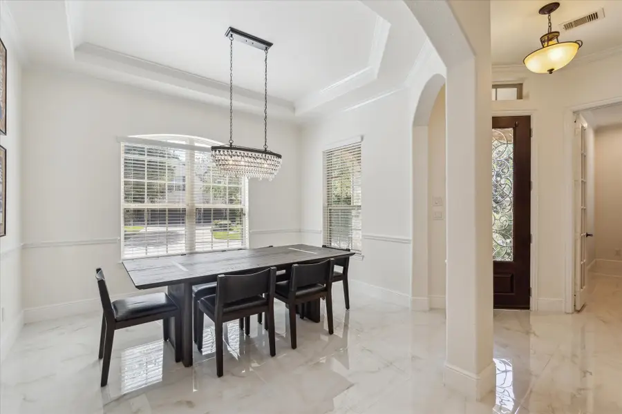 135 Lindenberry Circle, Spring, TX 77389 - Image #3