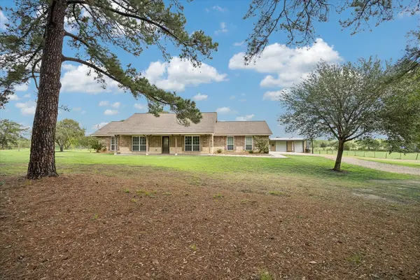 1791 Fm 2434, Weimar, TX 78962