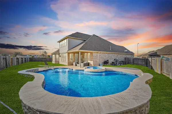 9800 Katy Creek Court, Brookshire, TX 77423