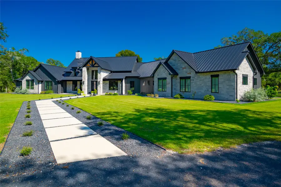 1301 County Road 218, Weimar, TX 78962 - Image #2