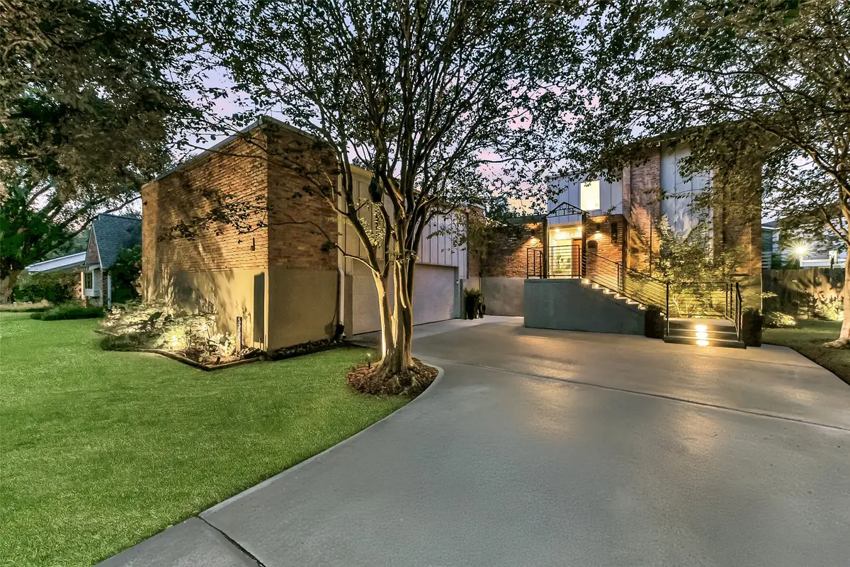 5206 Contour Place, Houston, TX 77096 - Image #1