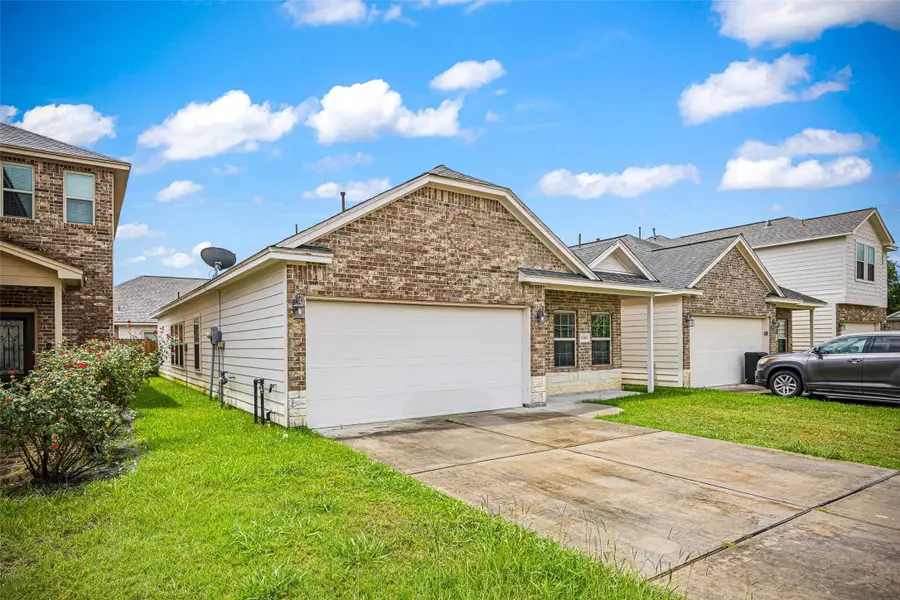 12007 Northpointe Meadows Drive, Tomball, TX 77377 - Image #2