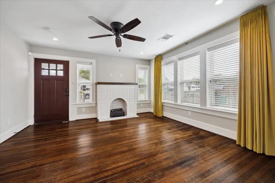 5001 Farmer Street, Houston, TX 77020 - #3