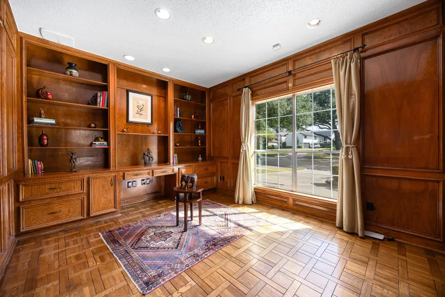 1933 Country Club Boulevard, Sugar Land, TX 77478 - Image #3