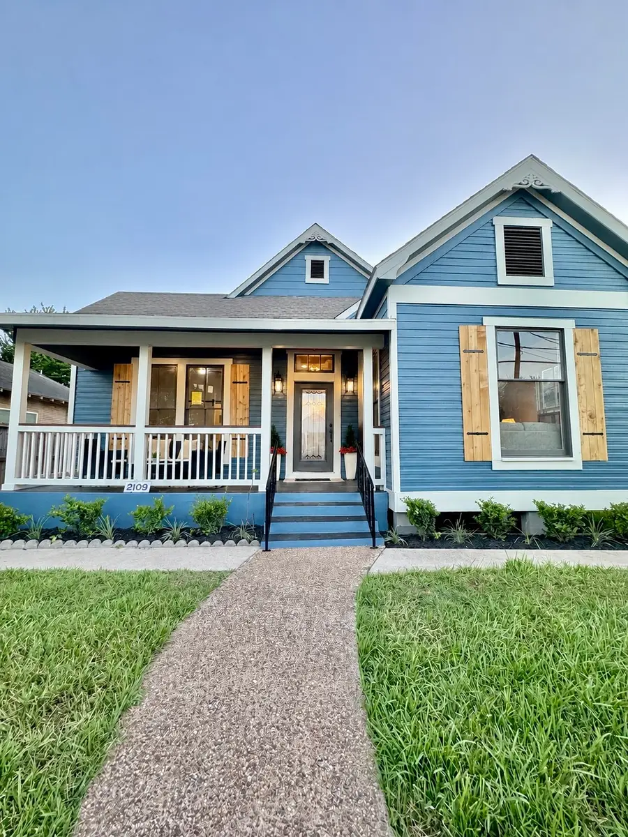 2109 Gentry Street, Houston, TX 77009 - #2