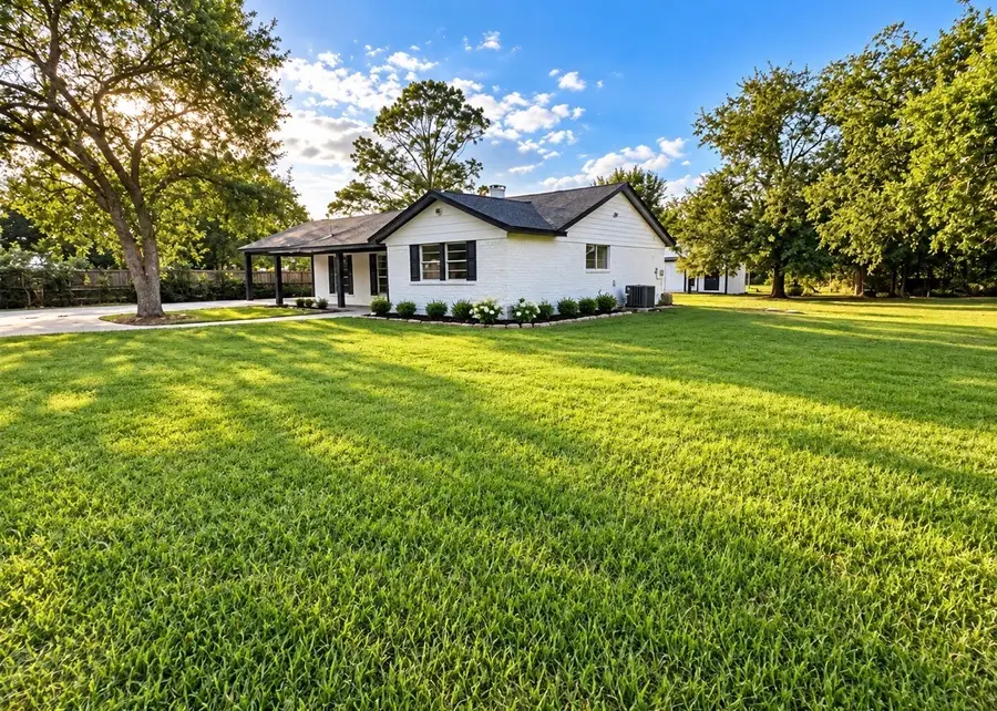 4306 Pine Meadow Drive, Richmond, TX 77469 - #3