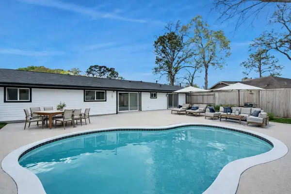 1418 San Sebastian Lane, Nassau Bay, TX 77058