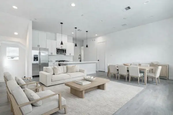 6011 Beall Street, Houston, TX 77091