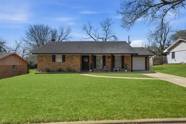 2412 Airline Drive, Brenham, TX 77833