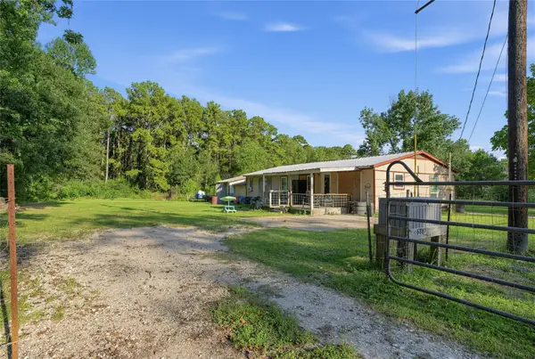 16887 Main Street, Splendora, TX 77372