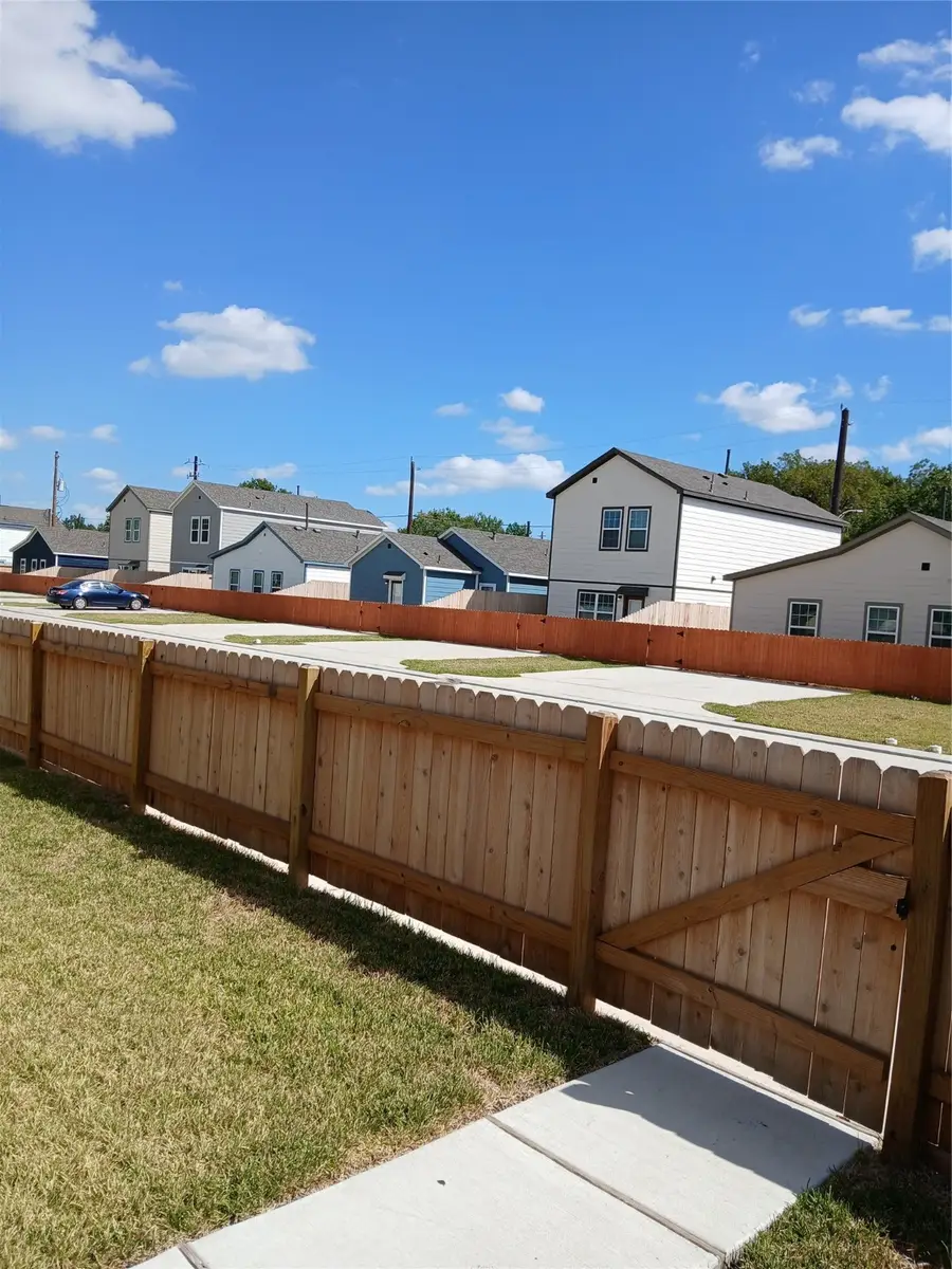 6427 Paris Street, Houston, TX 77021 - Image #3