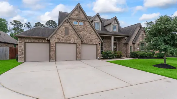 2073 Brookmont Drive, Conroe, TX 77301