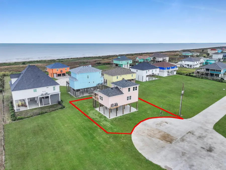 186 Ocean View Drive, Crystal Beach, TX 77650 - Image #2